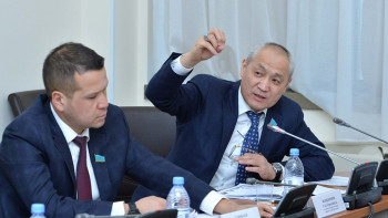 Фотография к новости: "Көңілден шықпай отыр": Комитеттің жұмысы депутаттың сынына ұшырады