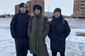 Фотография к новости: Екібастұзда ашық құдыққа түсіп кеткен баланы құтқарған оқушылар марапатталды