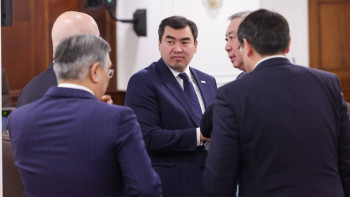 Фотография к новости: Бектенов қымбатшылықты тежеуді тапсырды