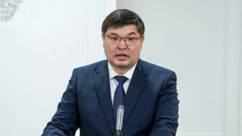 Фотография к новости: Жаңа министр бюджетті игере алмай отырған әріптестерін атады