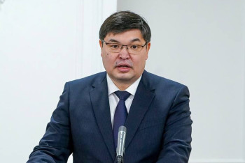 Фотография к новости: Жаңа министр бюджетті игере алмай отырған әріптестерін атады