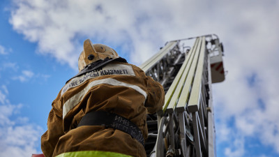 Ойыннан от шықты: Қонаевта балалар төрт қабатты үйді өртеп жіберді