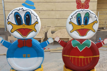 Фотография к новости: Көпбалалы әке аула безендіріп, отбасын асырап отыр