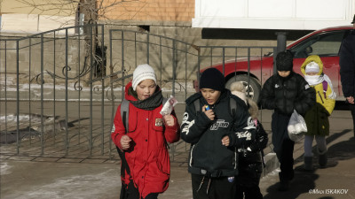 Астанада екінші ауысымның 0-9 сынып оқушылары қашықтан оқиды