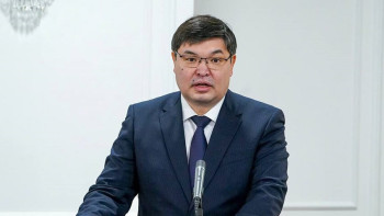 Фотография к новости: Тағы бір депутат Мәжілістен кетті