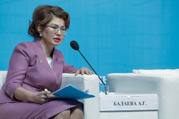 Фотография к новости: Журналистика факультетінің оқу бағдарламасын түбегейлі жаңарту керек – Балаева