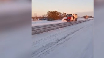 Фотография к новости: Абай облысында 200-ден аса адам қар құрсауынан шығарылды