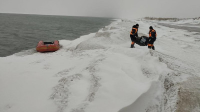 Құтқарушылар Қапшағай су қоймасында балықшыны құтқарды