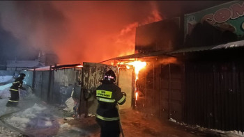 Фотография к новости: Астанада қойма жанындағы контейнер өртенді