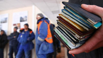 Фотография к новости: Қазақстанға қай елдерден көп мигрант келетіні анықталды