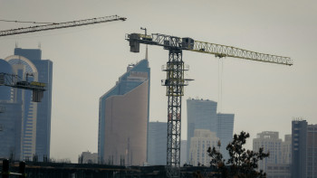 Фотография к новости: Тұрлыханов арзан бағамен үй береміз деп халықты алдап жүргендер жайлы айтты