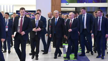 Фотография к новости: Президент «Болашақтың ойындары» өтетін «Қазан Экспо» кешенін аралады