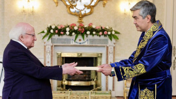 Фотография к новости: Қазақстан елшісі Ирландия Президентіне сенім грамоталарын табыс етті