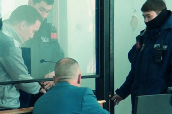 Фотография к новости: Ақтөбеде мектептің бас бухгалтері 8 жылда 413 млн теңге жымқырған