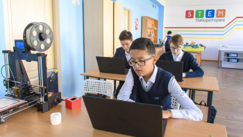 Фотография к новости: Астанада мектеп-лицейдің ғимараты сүріледі