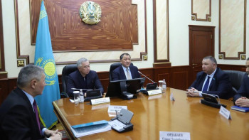 Фотография к новости: Премьер-министрдің орынбасары маңғыстаулық кәсіпкерлермен кездесті