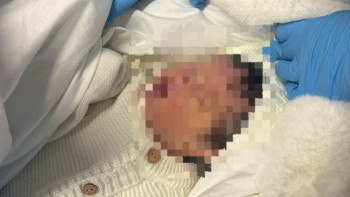 Фотография к новости: Қарағандыда көп қабатты үйдің дәлізінен жаңа туған нәресте табылды