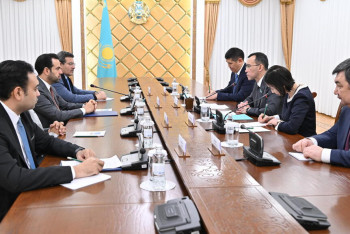 Фотография к новости: Сенат төрағасы Мұсылман ақсақалдар кеңесінің бас хатшысымен кездесті