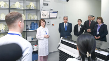 Фотография к новости: Тоқаев: Онкология дерті жүрек-қан тамырлары ауруларынан кейін екінші орында тұр