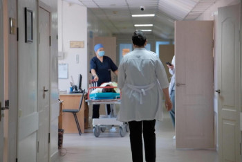 Фотография к новости: Жас дәрігерлерді тұрғын үймен және көтерме ақымен қамтамасыз етеді