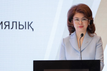 Фотография к новости: Балаева ҮЕҰ өкілдерін құттықтады