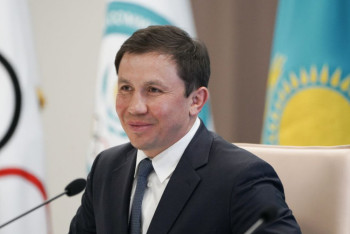 Фотография к новости: "Сөзбен емес, іспен дәлелдеп үйренгенмін". Головкин жаңа қызметі жайлы