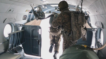 Фотография к новости: Десантшы қыздар аспан астында челлендж бастады