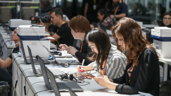 Фотография к новости: Ондаған мамандықтың ІТ мамандары Қазақстанға жұмысқа шақырылмақ