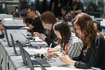 Фотография к новости: Ондаған мамандықтың ІТ мамандары Қазақстанға жұмысқа шақырылмақ