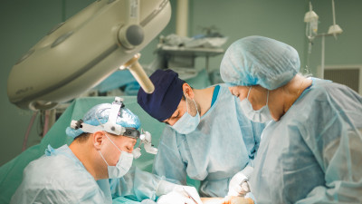 ПІБ медорталығының дәрігерлері Қарағандыда 25 күрделі операция жасады