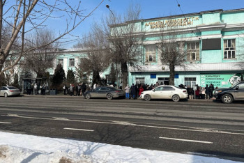 Фотография к новости: Алматыда 384 қабылдау пункті ашылды