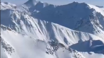 Фотография к новости: Алматыда болған жер сілкінісінен кейін тауда қар көшкіні болды