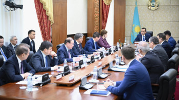 Фотография к новости: Сенаторлар Палата отырысының күн тәртібін бекітті