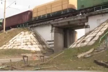 Фотография к новости: Түркістан облысында көпірдің құлауына байланысты ҚТЖ-ға айыппұл салынды