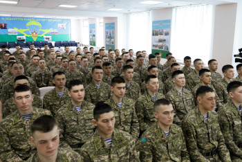 Фотография к новости: Өткен жылы 60 мыңға жуық сарбаз несиелік демалыс алды