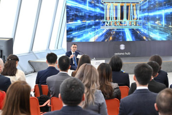 Мәулен Әшімбаев: Талдау мектебінің жинағын шығарамыз