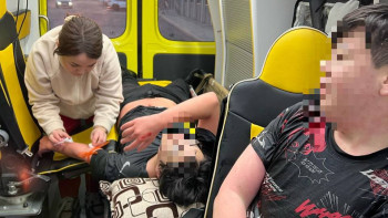 Фотография к новости: Атырауда екі жасөспірім мұз ойығына түсіп кетті