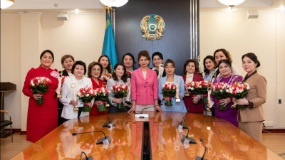 Астанада "Ару Ана" байқауының жеңімпаздары марапатталды