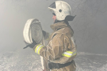 Елордалық өрт сөндірушілер әйел адамды құтқарды