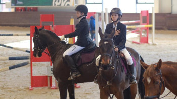 Фотография к новости: Астанада шабандоз арулар арасында конкурдан ашық біріншілік өтіп жатыр