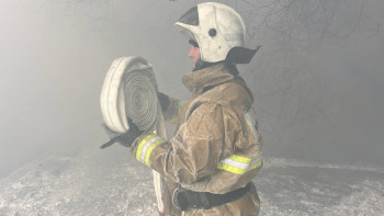 Фотография к новости: Атырау облысында жол апатынан екі көлік өртеніп, бір адам көз жұмды