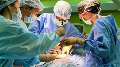 Хирургтар мереке күндері үш донорлық ағзаны трансплантаттады