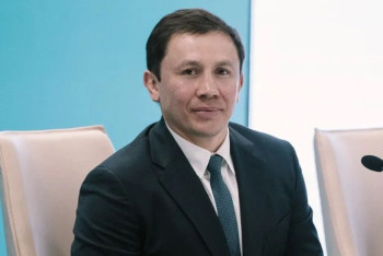 Фотография к новости: Геннадий Головкин қазақстандық боксшыларды қолдау үшін Италияға барды