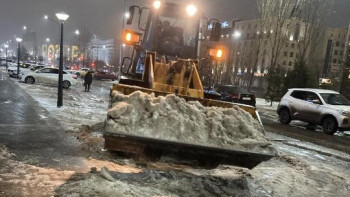 Фотография к новости: Астанада қар тазалауға 700-ден астам арнайы техника жұмылдырылды