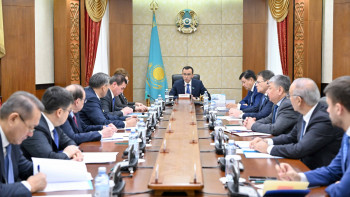 Фотография к новости: Палата отырысының күн тәртібі бекітілді