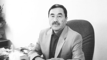 Фотография к новости: "Мінезі қызық кісі еді". Жұмабай Шаштайұлының шәкірттері естеліктерімен бөлісті