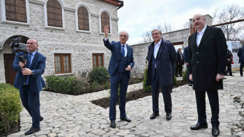 Фотография к новости: Президенттің Әзербайжанға сапары Шуша қаласында жалғасты