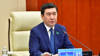 Фотография к новости: Қошанов Ресейде Қазақстан туралы жағымсыз пікір айтатын депутаттар мәселесін көтерген