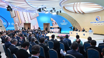 Фотография к новости: Сенатор: "Қоғамда заң үстем болуы қажет"деген ұстаным – басты бағдар болмақ