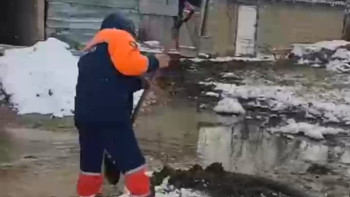 Фотография к новости: Жамбылда бірнеше үйдің ауласын су басты